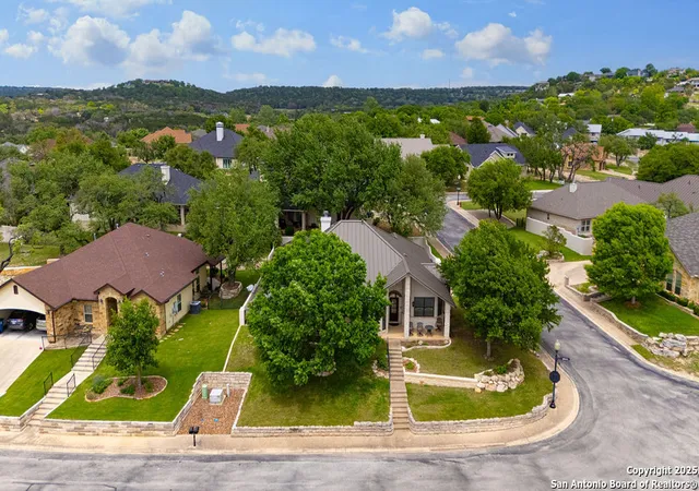 Photo 2 of Single family home for sale at 1804 Athens Ave, Kerrville, TX 78028 | MLS# 1870388 | Listing updated on 2025-08-23