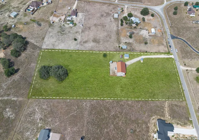 55th image of 201 Lakeview Cir, La Vernia, TX 78121 | MLS# 1870471