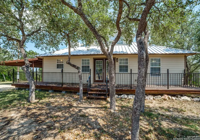 Photo 3 of Single family home for sale at 756 County Road 245, Hondo, TX 78861 | MLS# 1870508 | Listing updated on 2025-09-17