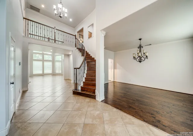Photo 4 of Sale Pending at 934 Wilderness Trail, New Braunfels, TX 78132 | MLS# 1870516 | Listing updated on 2025-09-13