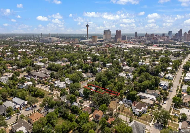 36th image of 925 Burnet, San Antonio, TX 78202 | MLS# 1870624