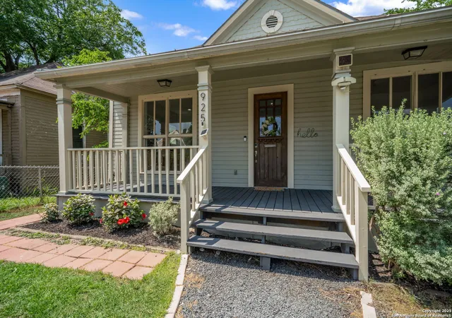 3rd image of 925 Burnet, San Antonio, TX 78202 | MLS# 1870624