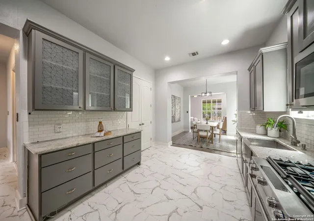 4th image of 925 Burnet, San Antonio, TX 78202 | MLS# 1870624