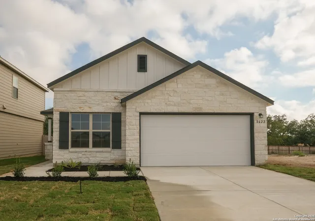 Photo 1 of Sale Pending at 8622 Smithers Avenue, San Antonio, TX 78252 | MLS# 1870775 | Listing updated on 2025-10-27