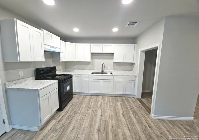 Photo 3 of Sale Pending at 2936 W Gerald Ave, San Antonio, TX 78211 | MLS# 1870836 | Listing updated on 2025-09-27