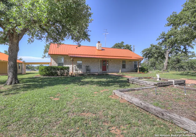 Photo 4 of House for sale at 82 Bell Mountain, Willowcity, TX 78675 | MLS# 1870840 | Listing updated on 2026-08-16