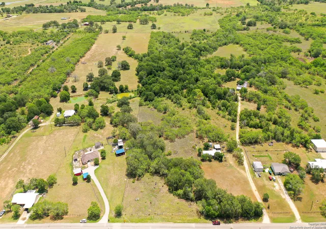 4th image of 699 Mcknight, Seguin, TX 78155 | MLS# 1870844