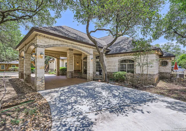 Photo 1 of Sale Pending at 5718 Elam Way, San Antonio, TX 78261 | MLS# 1870893 | Listing updated on 2025-12-11