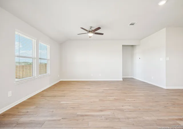 Photo 4 of Sale Pending at 111 Shelton Pass, Cibolo, TX 78108 | MLS# 1871015 | Listing updated on 2025-11-21