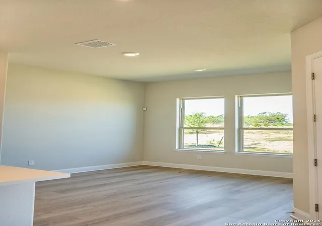 Photo 2 of Single family home for sale at 5721 Provo Pl, San Antonio, TX 78263 | MLS# 1871029 | Listing updated on 2025-12-20