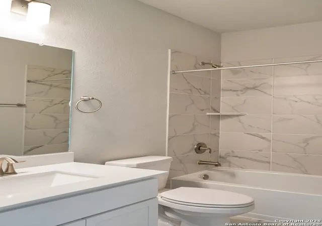 Photo 3 of Single family home for sale at 5721 Provo Pl, San Antonio, TX 78263 | MLS# 1871029 | Listing updated on 2025-12-20