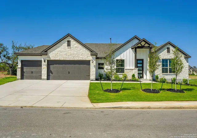 Photo 1 of Single family home for sale at 5721 Provo Pl, San Antonio, TX 78263 | MLS# 1871029 | Listing updated on 2025-12-20