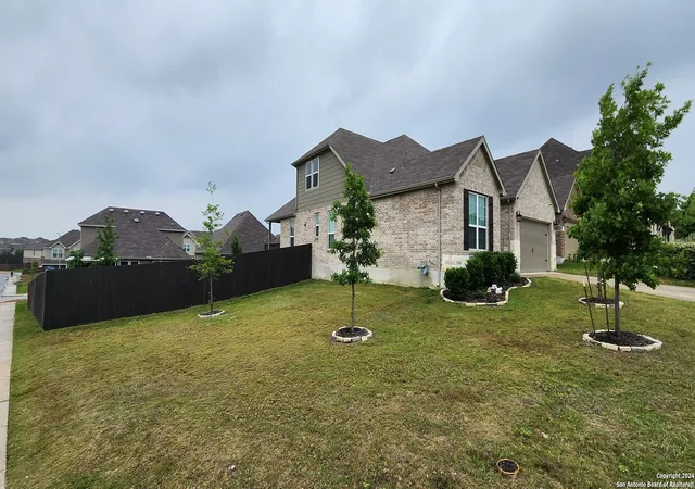 Photo 4 of Single family home for sale at 7604 Pecos Ridge, Boerne, TX 78015 | MLS# 1871051 | Listing updated on 2025-09-11