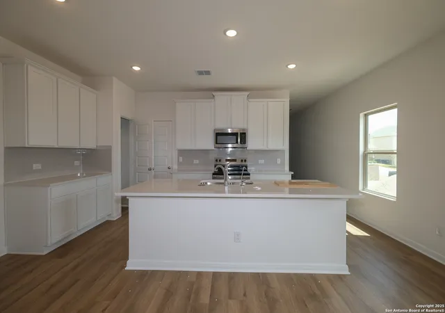 2nd image of 10334 White Hart Lane, Converse, TX 78109 | MLS# 1871084