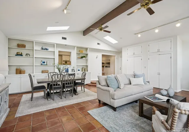 2nd image of 419 Woodcrest Dr, San Antonio, TX 78209 | MLS# 1871093