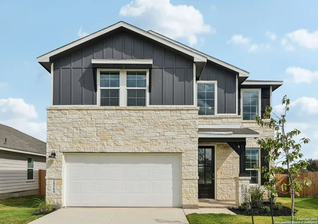 Photo 1 of Sale Pending at 29508 Ringo Way, San Antonio, TX 78260 | MLS# 1871101 | Listing updated on 2025-11-21