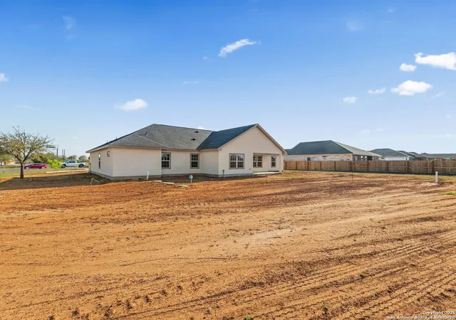 44th image of 109 W Tree Farm, Lytle, TX 78052 | MLS# 1871113