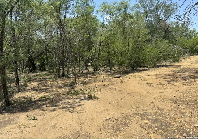2nd image of 5353 Labus, Elmendorf, TX 78112 | MLS# 1871115