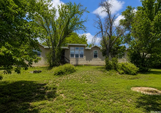 Photo 2 of Single family home for sale at 7940 County Road 279, Rio Medina, TX 78066 | MLS# 1871173 | Listing updated on 2026-08-30