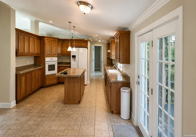 Photo 3 of Single family home for sale at 7940 County Road 279, Rio Medina, TX 78066 | MLS# 1871173 | Listing updated on 2026-08-30