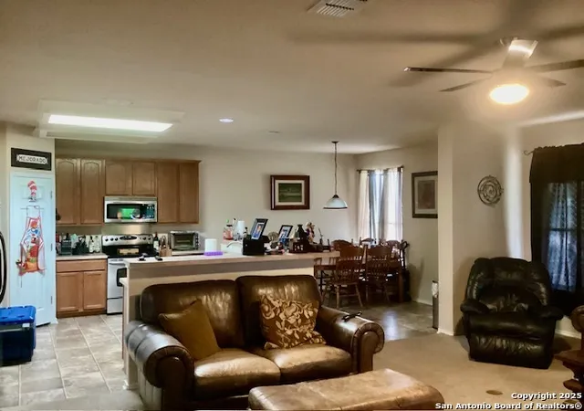 Photo 4 of Sale Pending at 10814 Shetland Hills, San Antonio, TX 78254 | MLS# 1871206 | Listing updated on 2025-12-26