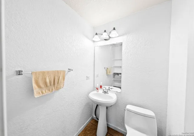 Photo 4 of Sale Pending at 9014 Camino Rey, San Antonio, TX 78245 | MLS# 1871455 | Listing updated on 2025-09-17