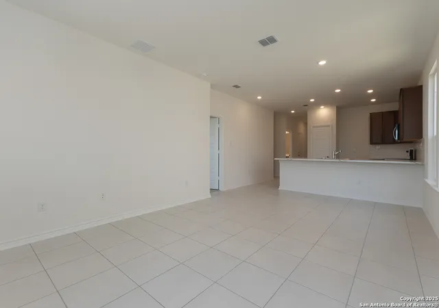 Photo 3 of Sale Pending at 4534 Gato Calico Dr, San Antonio, TX 78222 | MLS# 1871506 | Listing updated on 2025-10-22