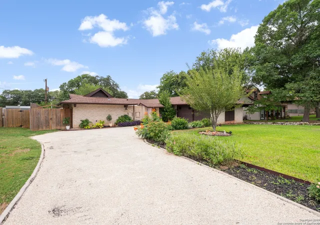 Photo 1 of Sale Pending at 918 Mount Rainier, San Antonio, TX 78213 | MLS# 1871515 | Listing updated on 2025-10-23