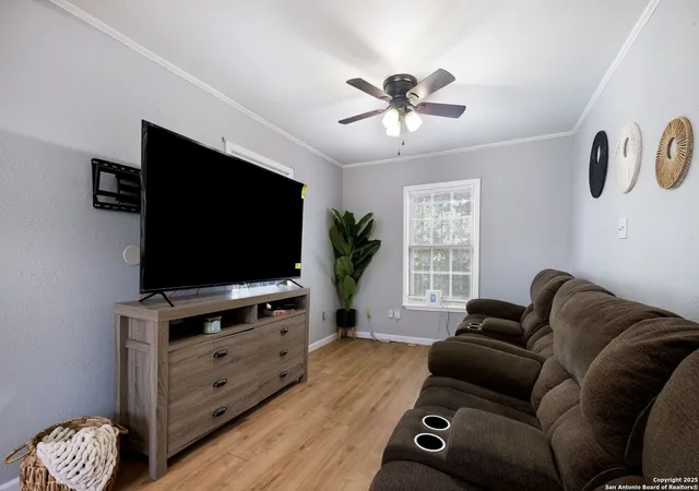 2nd image of 1021 Madrid St, San Antonio, TX 78237 | MLS# 1871517