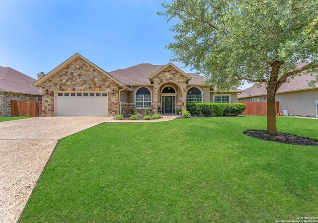 Photo 3 of Sale Pending at 1216 Windy Dawn, Seguin, TX 78155 | MLS# 1871537 | Listing updated on 2025-11-20
