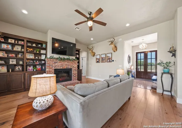 4th image of 1212 Engler Dairy, Seguin, TX 78155 | MLS# 1871575