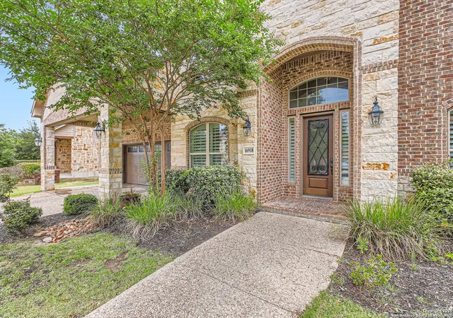Photo 3 of Single family home for sale at 16918 Sonoma, San Antonio, TX 78255 | MLS# 1871600 | Listing updated on 2025-11-19