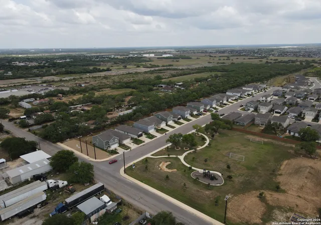 Photo 3 of Land for sale at 880 E Chavaneaux, San Antonio, TX 78221 | MLS# 1871763 | Listing updated on 2025-06-11