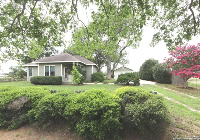 Photo 2 of Single family home for sale at 6359 Cooksey Rd, Adkins, TX 78101 | MLS# 1871791 | Listing updated on 2025-09-16