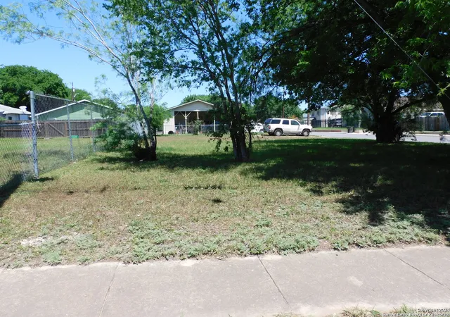 Photo 3 of Land for sale at 3827 Bay, San Antonio, TX 78237 | MLS# 1871818 | Listing updated on 2025-12-30