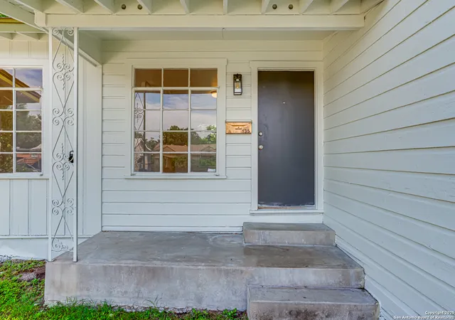 4th image of 135 Englewood, San Antonio, TX 78213 | MLS# 1871838
