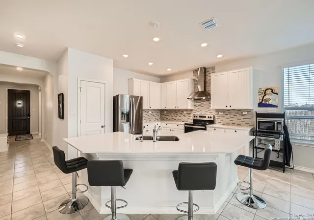 Photo 4 of Single family home for sale at 29903 Chaumet, Bulverde, TX 78163 | MLS# 1871852 | Listing updated on 2025-09-21