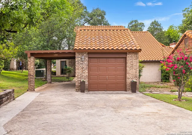 Photo 3 of Sale Pending at 154 Caleta Beach, San Antonio, TX 78232 | MLS# 1872089 | Listing updated on 2026-04-08