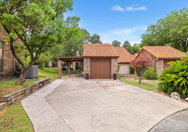 Photo 3 of Sale Pending at 154 Caleta Beach, San Antonio, TX 78232 | MLS# 1872089 | Listing updated on 2026-04-08