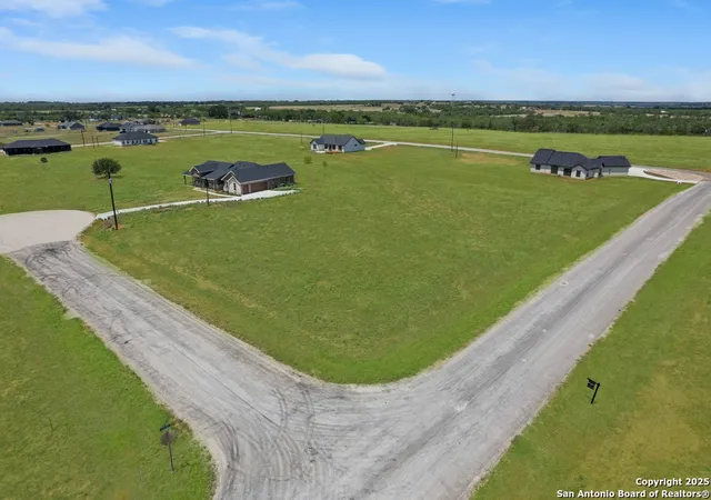 2nd image of 104 Hidden Hills, Floresville, TX 78114 | MLS# 1872120