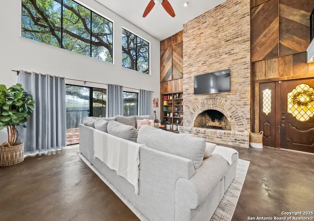 1st image of 702 California #702, New Braunfels, TX 78130 | MLS# 1872213