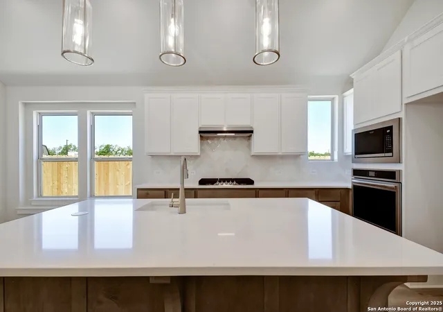 3rd image of 853 Saltbush, New Braunfels, TX 78130 | MLS# 1872224