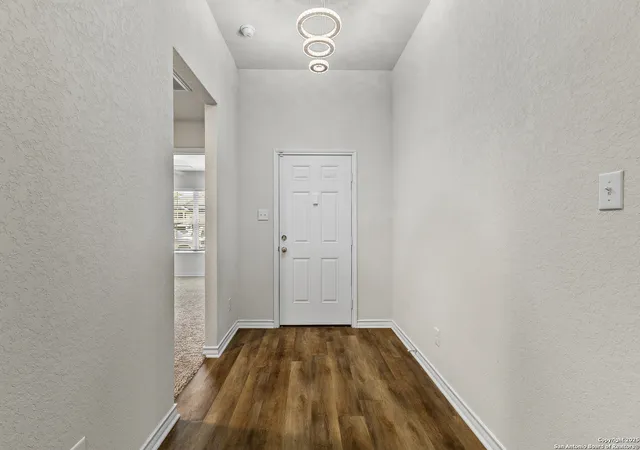 Photo 3 of Sale Pending at 6910 Emerald Valley, San Antonio, TX 78242 | MLS# 1872311 | Listing updated on 2025-07-28
