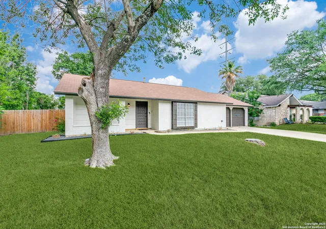 Photo 2 of Sale Pending at 9207 Overton, San Antonio, TX 78217 | MLS# 1872318 | Listing updated on 2026-02-12