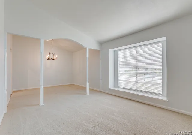 Photo 4 of Sale Pending at 9207 Overton, San Antonio, TX 78217 | MLS# 1872318 | Listing updated on 2026-02-12
