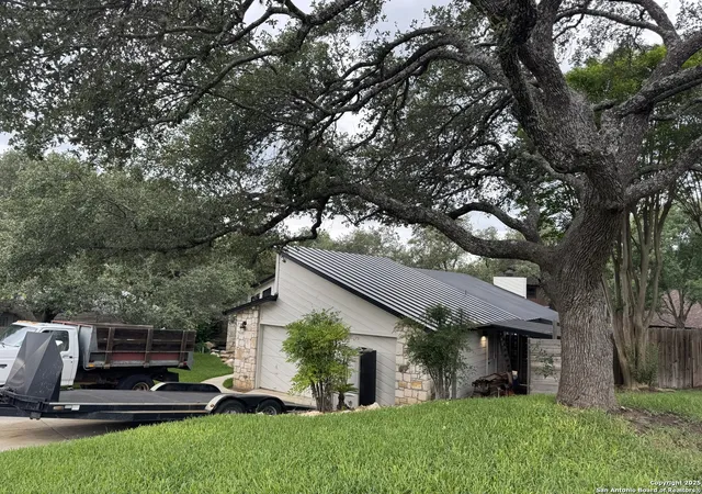 Photo 2 of Sale Pending at 3607 Path View, San Antonio, TX 78247 | MLS# 1872328 | Listing updated on 2025-09-29