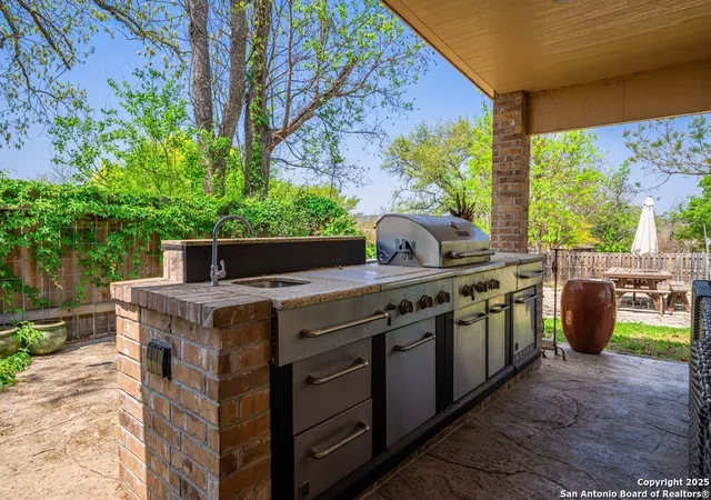 Photo 4 of Sale Pending at 102 Spring Mill, Kerrville, TX 78028 | MLS# 1872333 | Listing updated on 2025-11-06