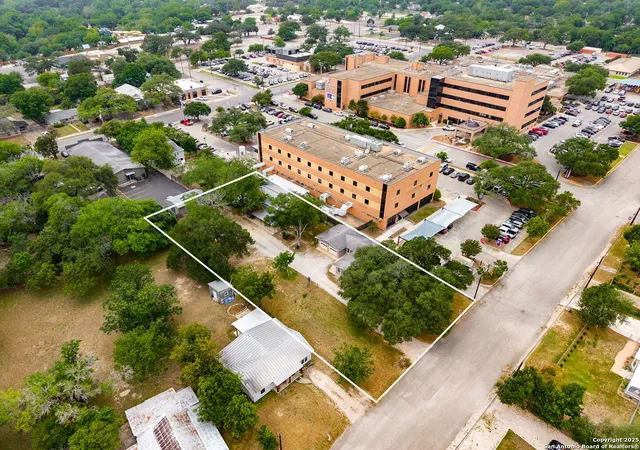1st image of 571 Houston, New Braunfels, TX 78130 | MLS# 1872638