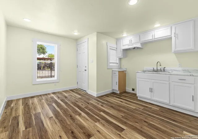3rd image of 912 Elvira, San Antonio, TX 78207 | MLS# 1872724