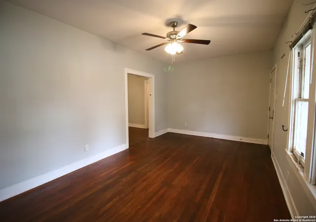 Photo 2 of Sale Pending at 213 W Hart, San Antonio, TX 78214 | MLS# 1872774 | Listing updated on 2025-10-01